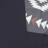 チャコールグレー